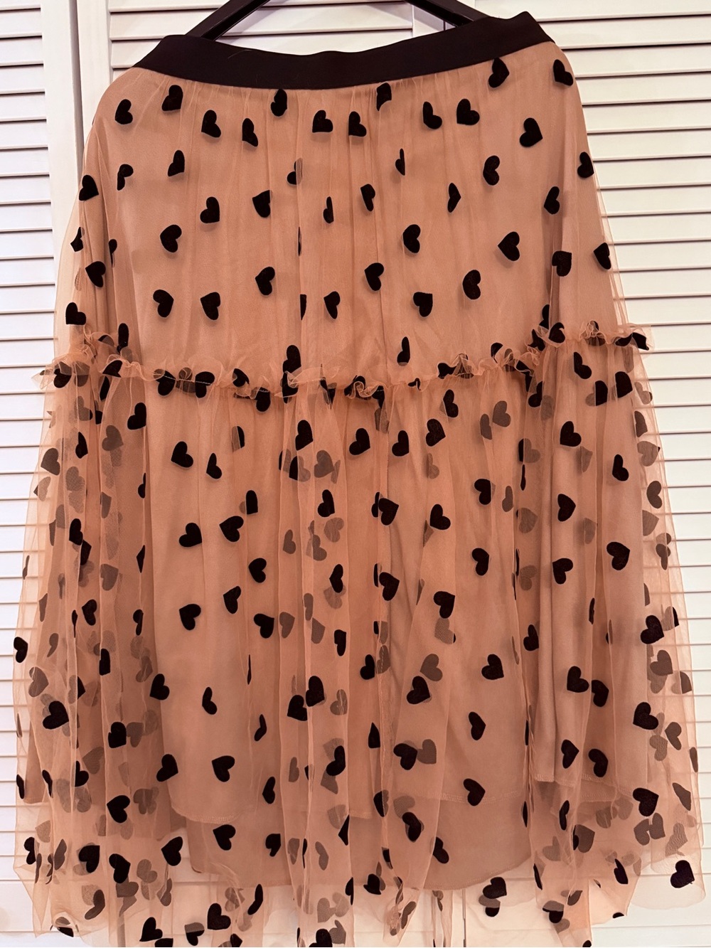 SHEIN Nude Tulle Tiered Midi Skirt with Black Heart Appliqués